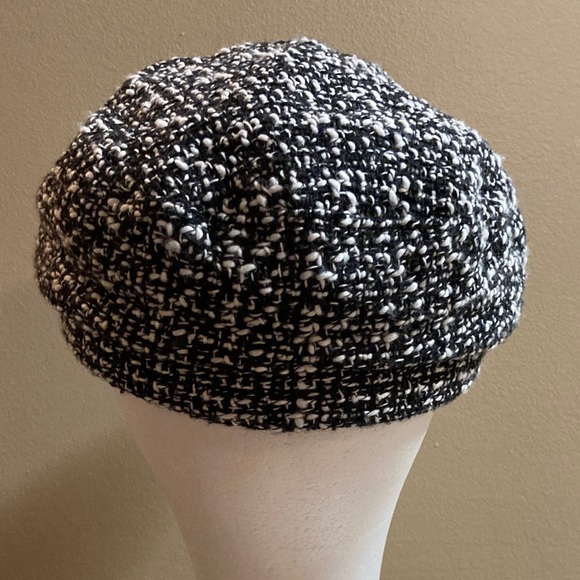 Hat - Picture 3 of 4